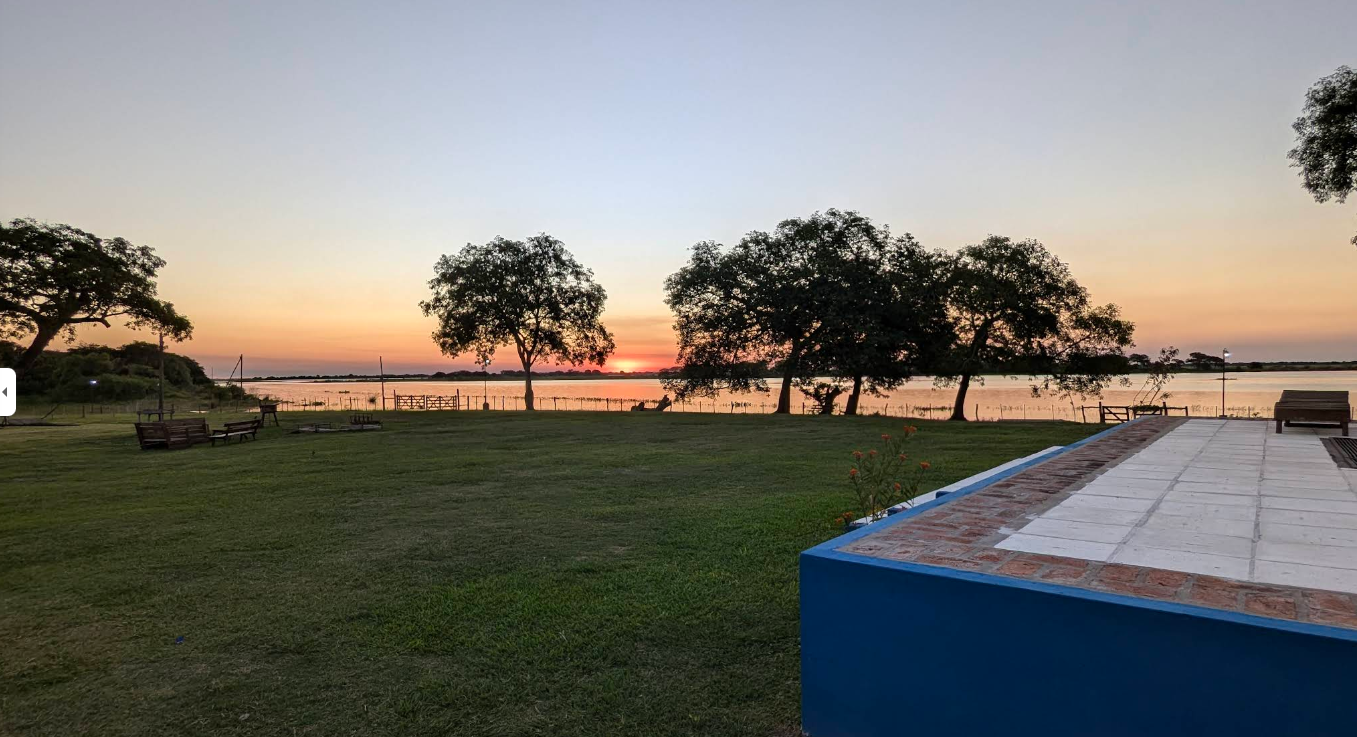 Atardecer en Stella Maris, territorio del interior